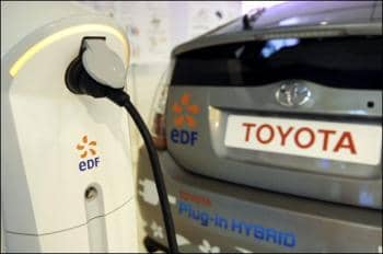 Toyota ‘Plug It In’ Car for 2010